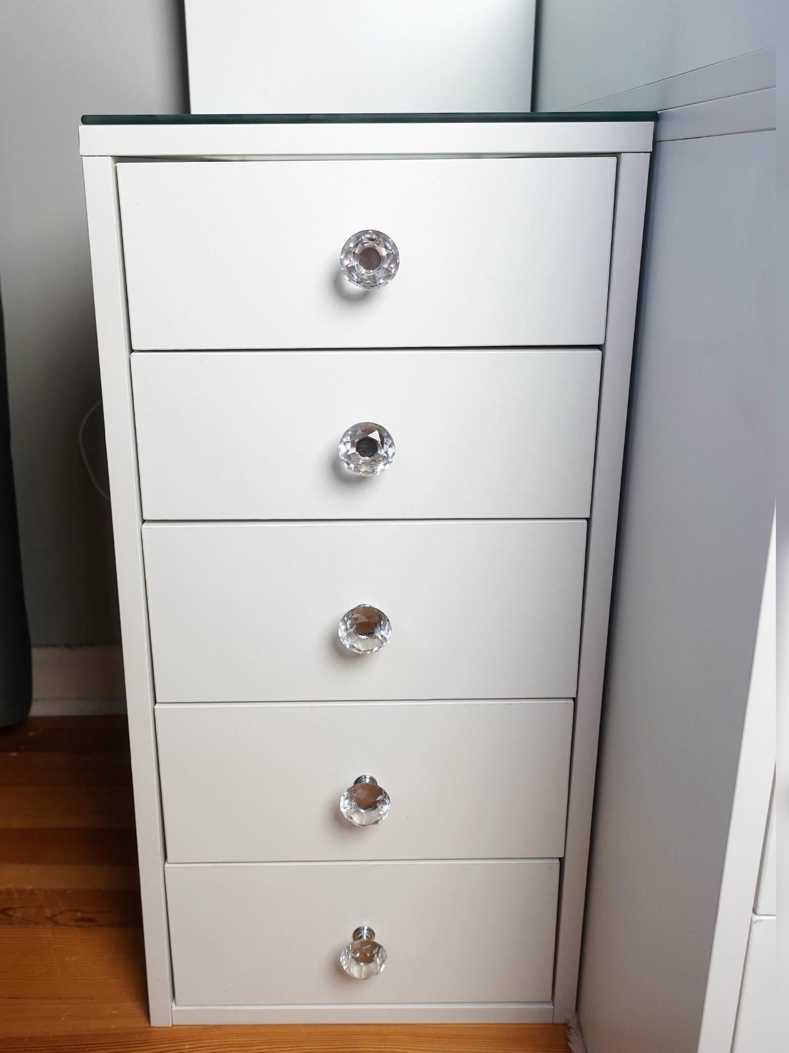 2-er Set 3-Stufiges Regal mit Kommode und Glasplatte