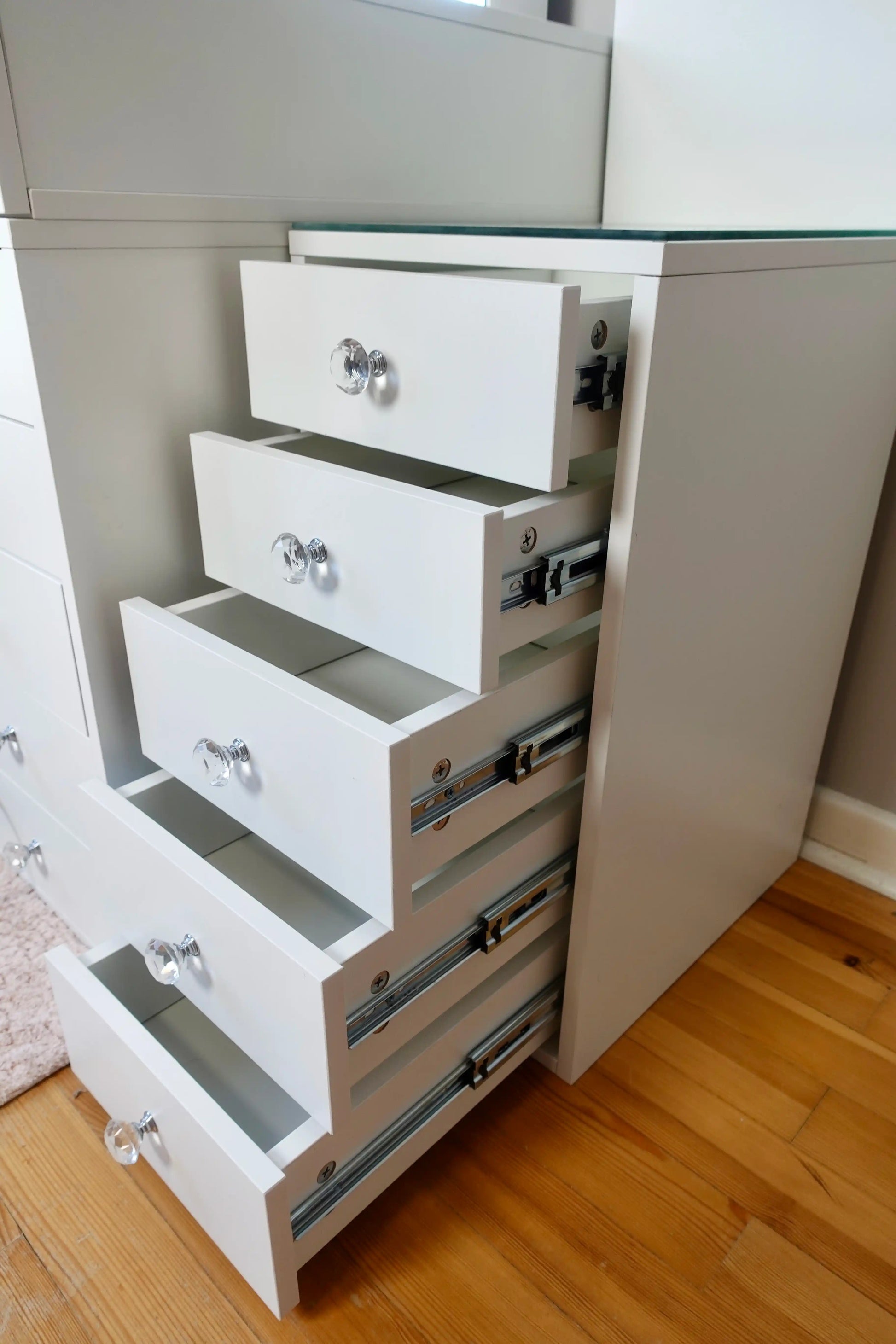 2-er Set 3-Stufiges Regal mit Kommode und Glasplatte