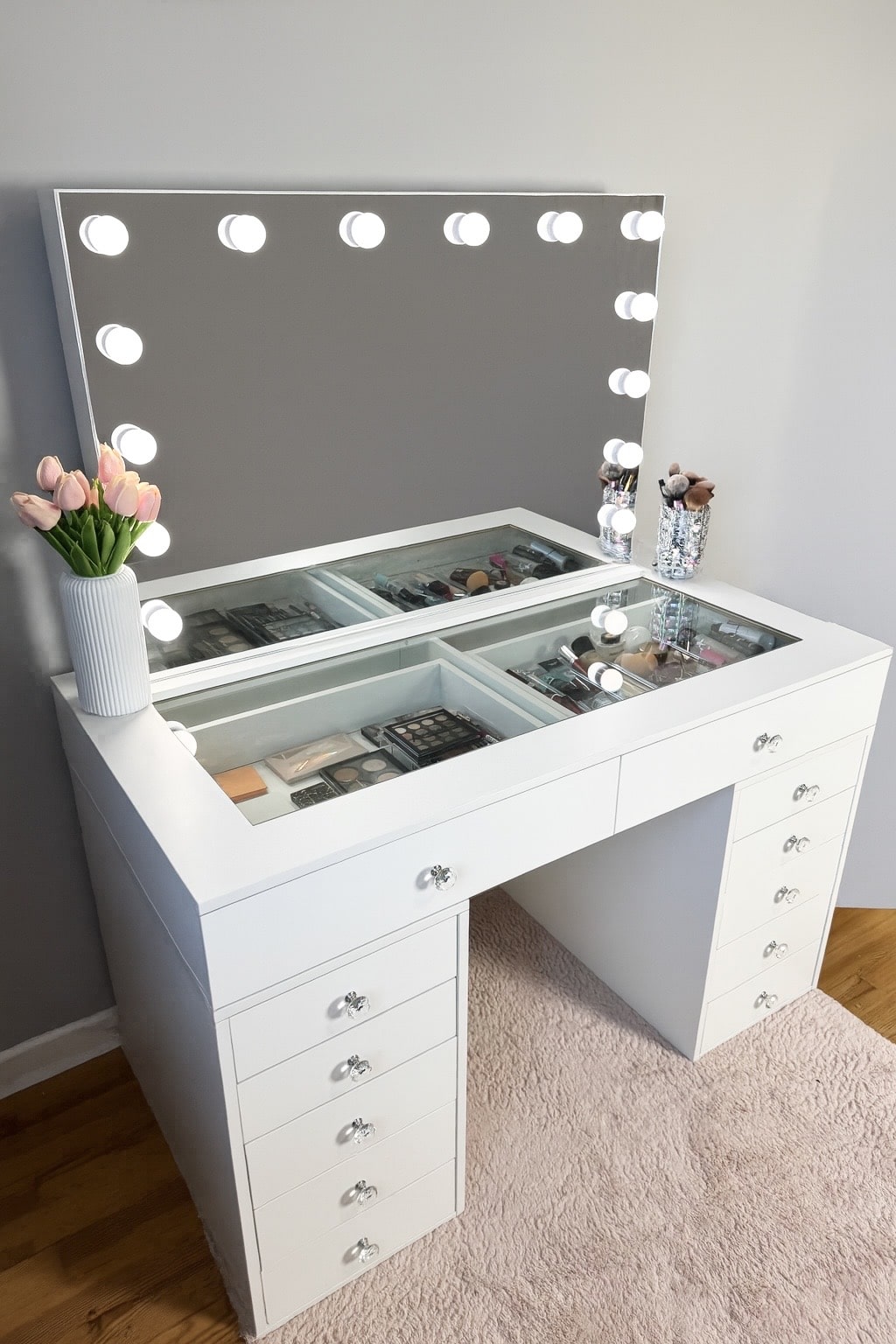 Schminktisch mit Schminkspiegel - Diamond Hollywood Station